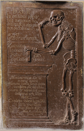 Płyta epitafijna kanonika warmińskiego: Jana Scholza z 1682 r.,
Bazylika Archikatedralna p.w. NMP Wniebowziętej i św. Andrzeja Apostoła we Fromborku