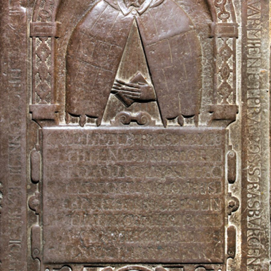 Manierystyczna płyta nagrobna kanonika warmińskiego A. Lichtenhaina, zm.1593 Bazylika Archikatedralna p.w. NMP Wniebowziętej i św. Andrzeja Apostoła we Fromborku